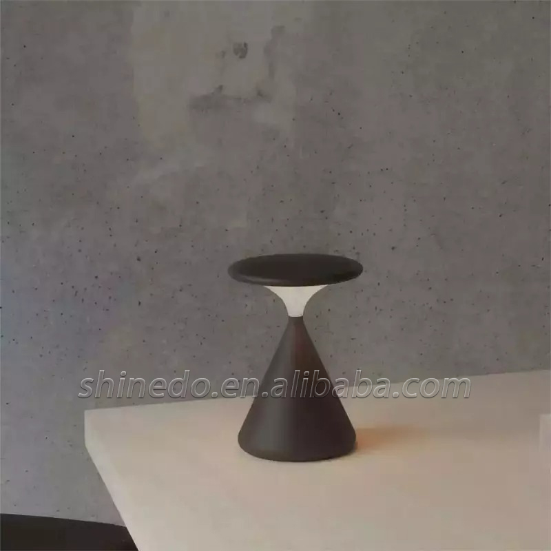 Restaurant Bedroom Touch Dimming Charging Atmosphere Table Lamp Night Light Decoration New Design Round Coffee Desk Lamp SD-SR619