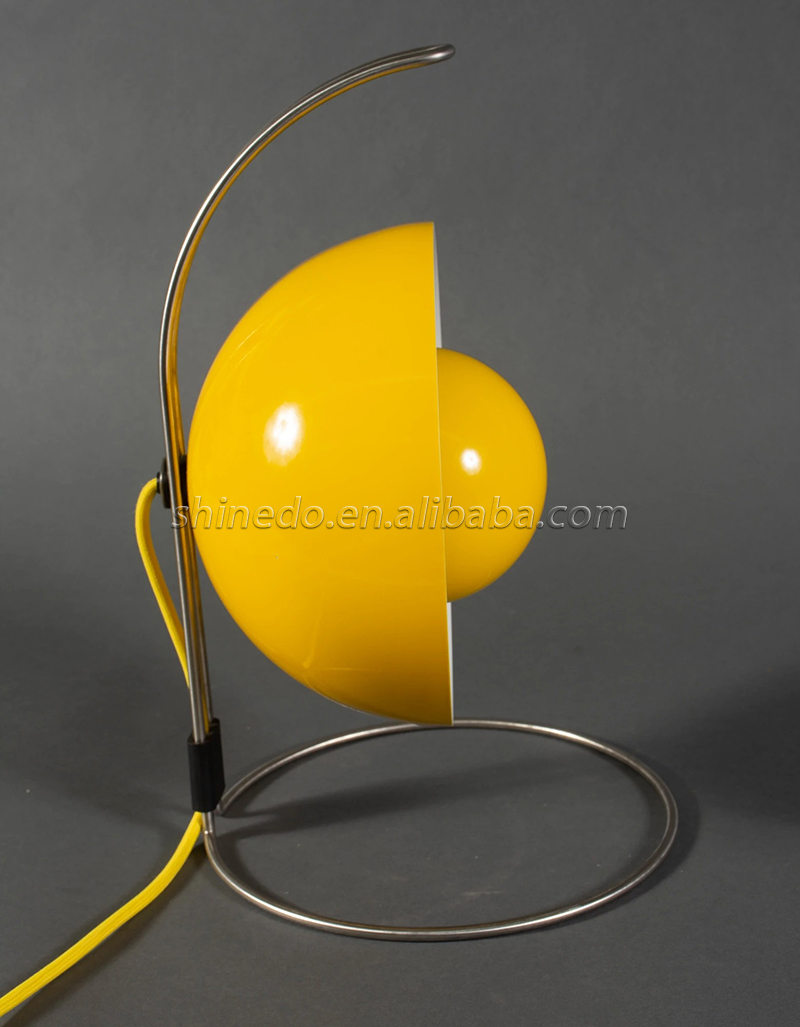 Modern Colorful Table Lamp Decoration Table Light Metal Table Light Yellow Good Quality Indoor Home Light SD-SR808