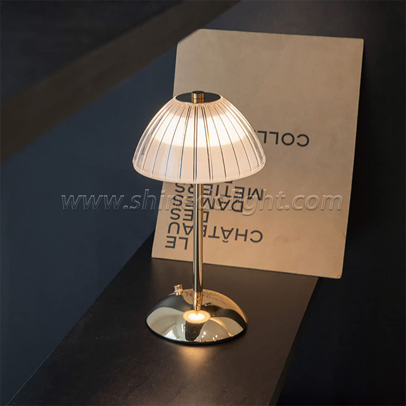 Crystal Table Lamp Touch Sensor Diamond LED Desktop Night Light Nordic Decoration Desk Lamps Bar Hotel Bedroom Bedside Lighting SD-SR487