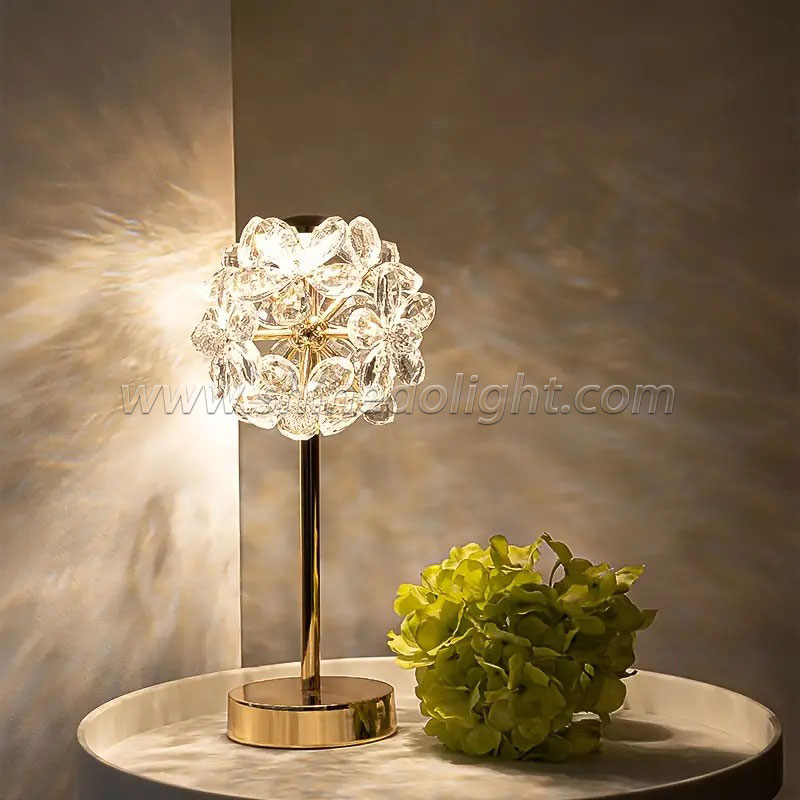 Modern copper light luxury crystal table lamp Living room bedroom floor lamp Dandelion lighting Net red light with simple new SD-SR562