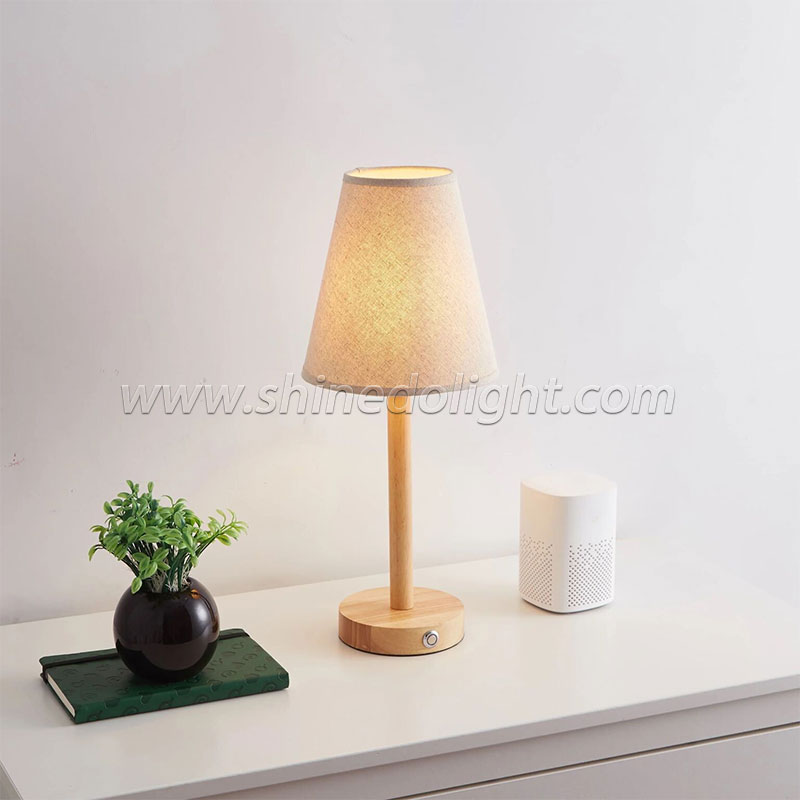 New Chinese cloth wood desk lamp Living room study bedroom simple ins wind bedside led lamp Zhongshan luminaire SD-SR608