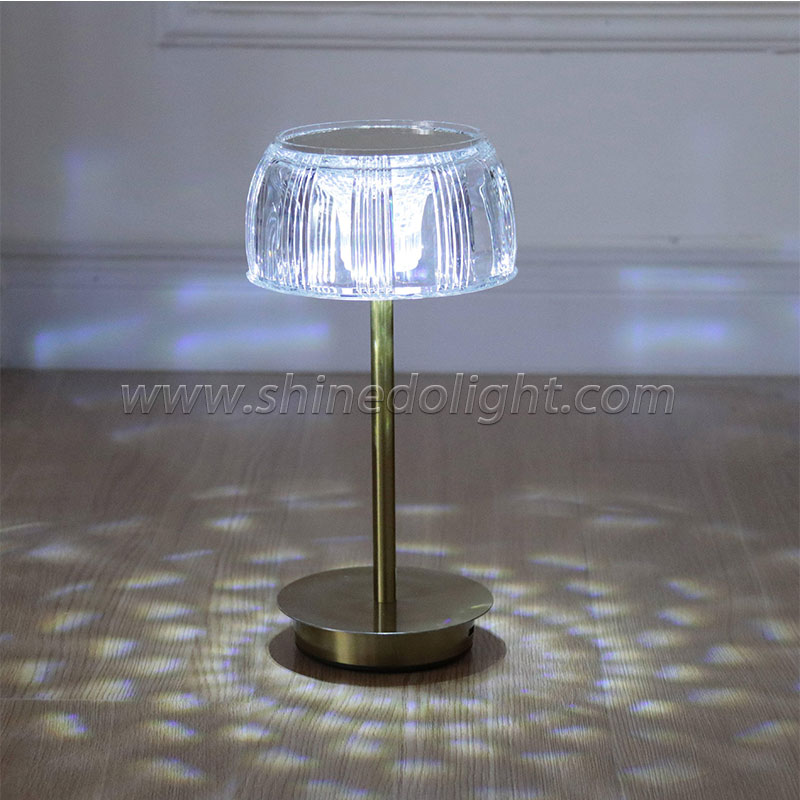 Modern simple acrylic metal table lamp Nordic creative atmosphere lamp bedside bedroom bar outdoor lighting SD-SR710