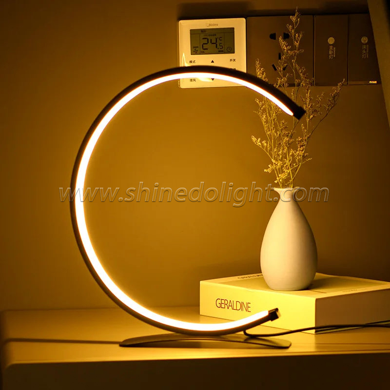 Desk lamp ins Wind light luxury atmosphere feeling dormitory decorative desk lamp Creative simple eye protection SD-SR724