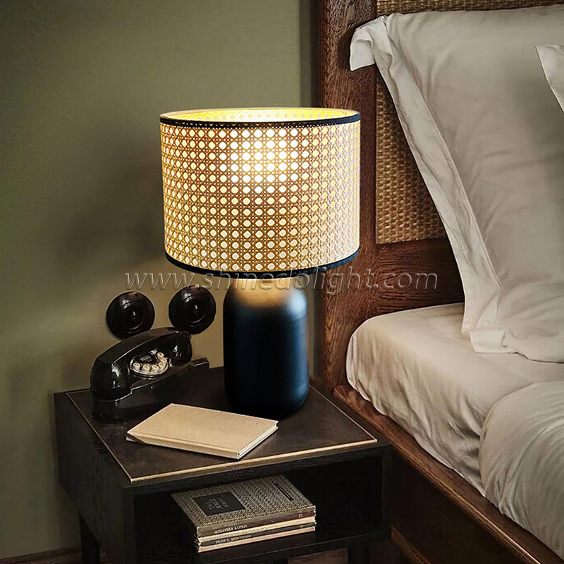 Nordic Table Lamp Modern Art Desk Lamp Home Decor Bedside Lamp Read Light For Bedroom Study SD-SR809