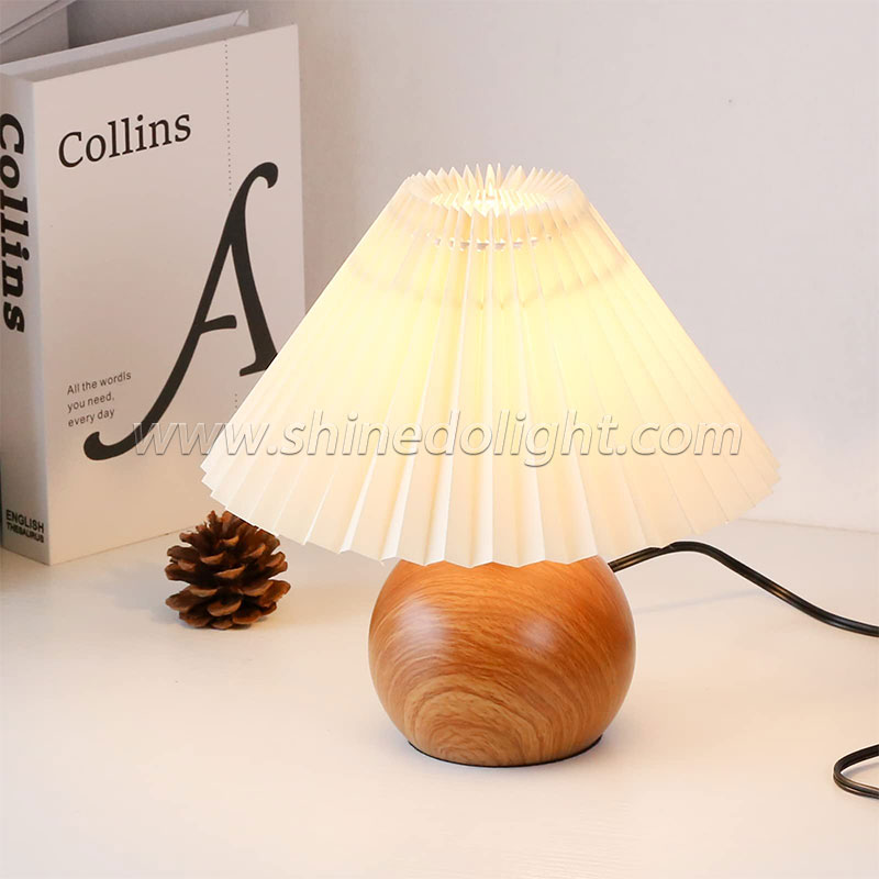 High-end bedroom headboard girl pleated lamp walnut feeding small night light for night decorative lighting SD-SR798